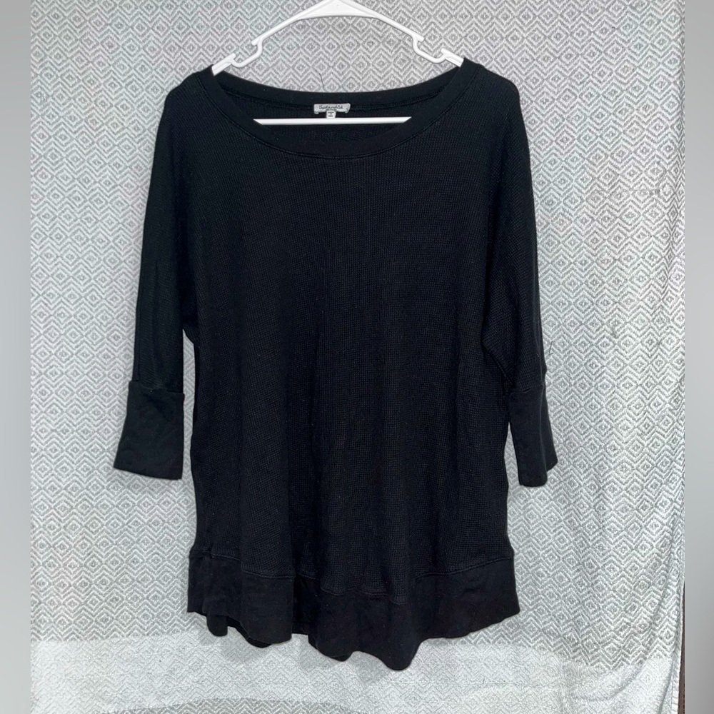 Women’s Splendid Black Sweater Medium